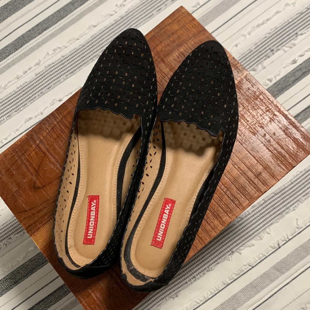 Black flats